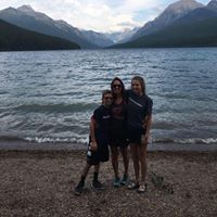 Julie Gardner Photo 23