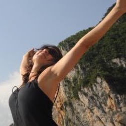 Kristine Fleming Photo 6