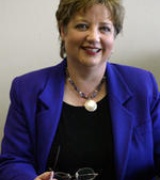 Julie Jones Photo 9