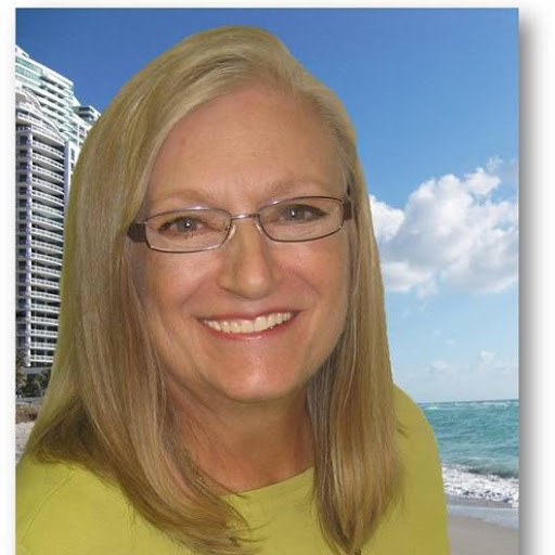 Janet Pearson Photo 40