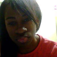 Janelle Mills Photo 10