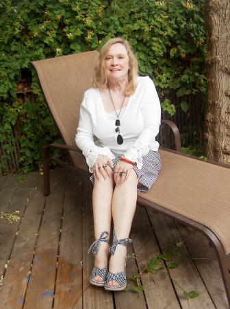 Suzanne Helms Photo 2