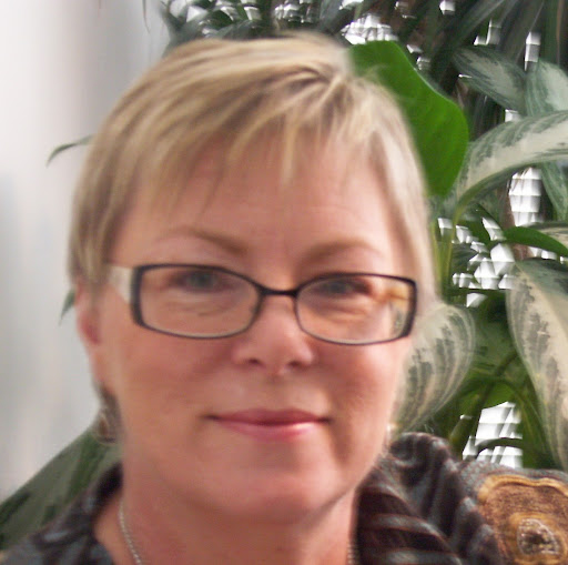 Anne Howe Photo 19