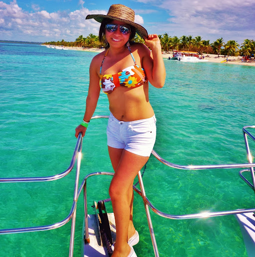 Cristina Valdivia Photo 18