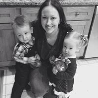 Sarah Lynch Photo 49