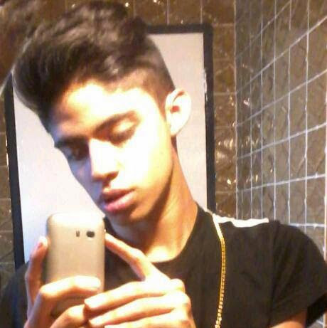 Adrian Dean Photo 10