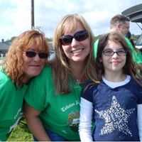 Laurie Hawkes Photo 13