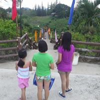 Pauline Rosales Photo 9