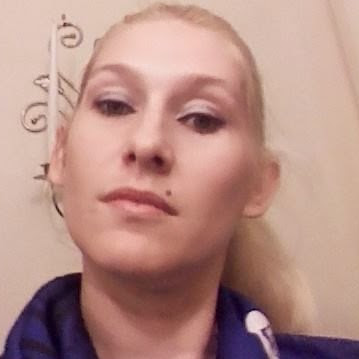 Virginia Ellis Photo 23