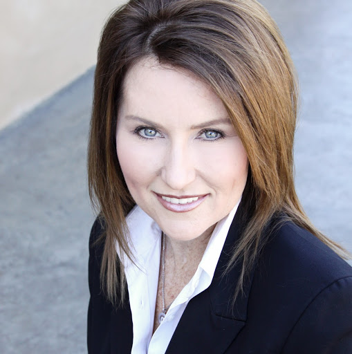 Rebecca Martinez Photo 33