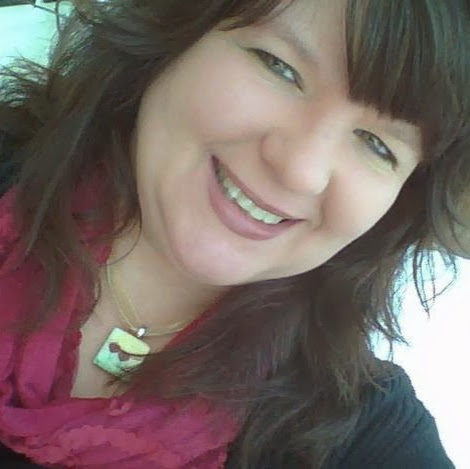 Jennifer Niles Photo 11