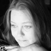 Paula Robinson Photo 38