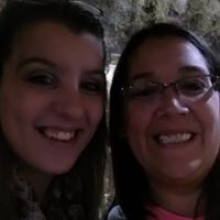 Elizabeth Carlisle Photo 15