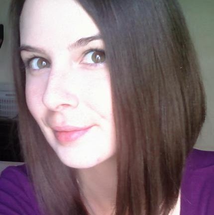 Traci Roberts Photo 21