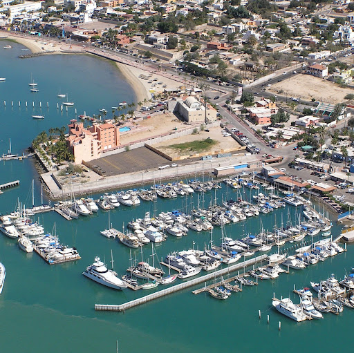 Daniel Shroyer Photo 11