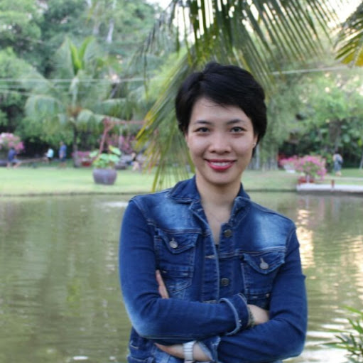 Lien Pham Photo 17