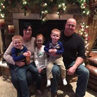 Lisa Hirschfeld Photo 7