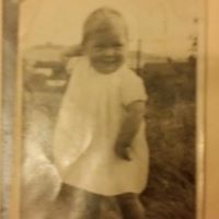 Ana Collins Photo 13