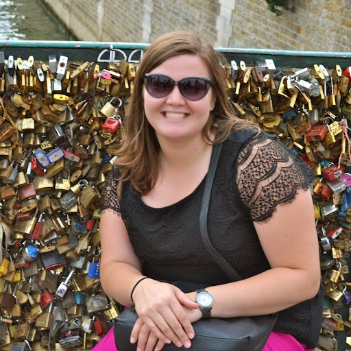 Sarah Lynch Photo 20