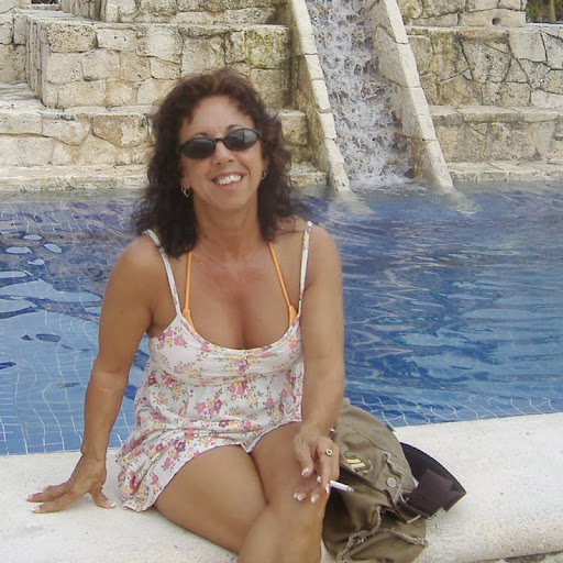 Debra Bowling Photo 3