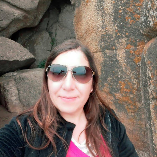 Ruth Contreras Photo 30