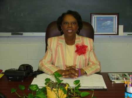 Dorothy Thompson Photo 27