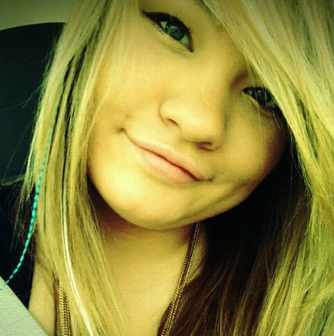 Alyssa Garner Photo 8