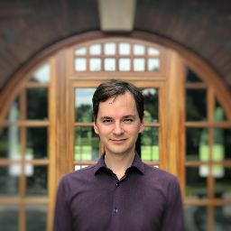 Chris Sullivan Photo 12