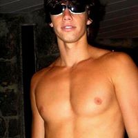 Ryan Turner Photo 37