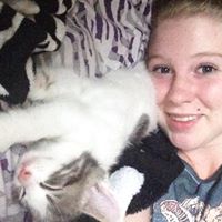 Deanna Davidson Photo 12