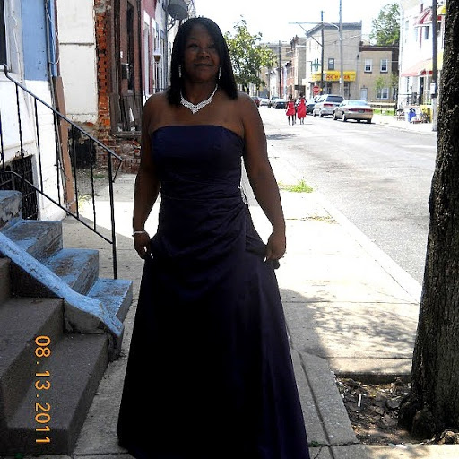 Wanda Howell Photo 20