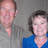 Julie Knutson Photo 25