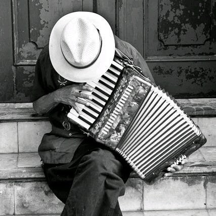 Nancy Burgos Photo 4