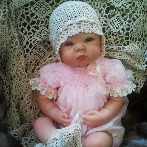 Jayne Lawrence Photo 17