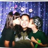 Michelle Wenzel Photo 10