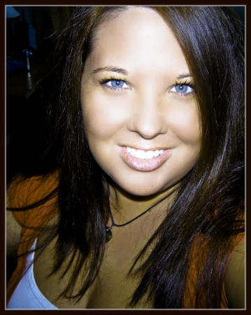 Amanda Walker Photo 21