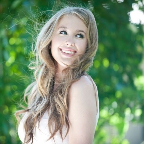 Jessica Stoddard Photo 10