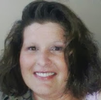 Dana Hull Photo 35