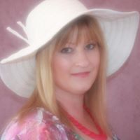 Celia Robinson Photo 10