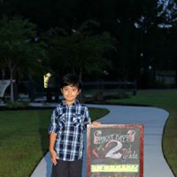 Elias Reyes Photo 39