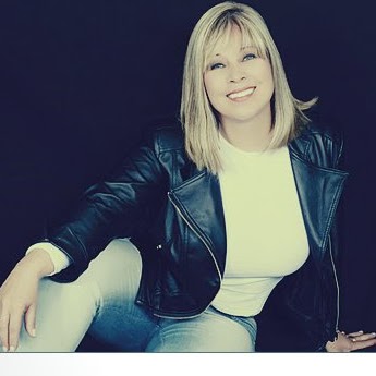 Melissa Duarte Photo 33