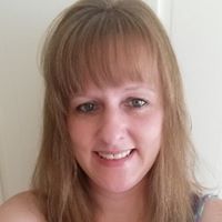 Laurie Merrill Photo 15