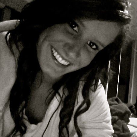 Taylor Ward Photo 12