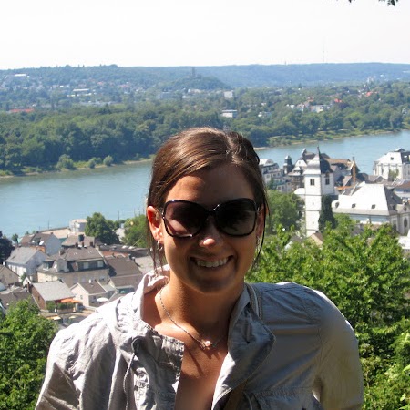 Erin Richardson Photo 14