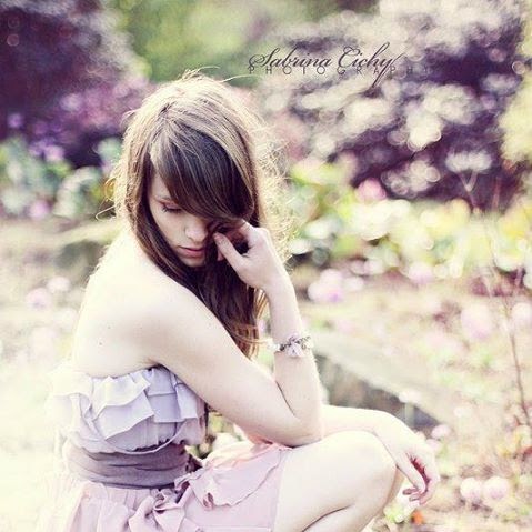 Katherine Gardner Photo 49