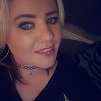 Lisa Hull Photo 5