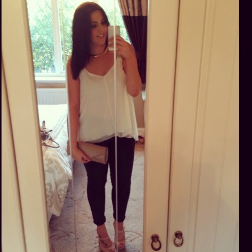 Victoria Wallace Photo 14