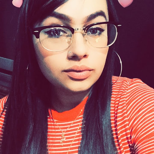 Julie Schuster Photo 16