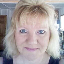 Beth Stout Photo 38