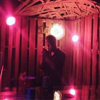 Eric Lindquist Photo 44